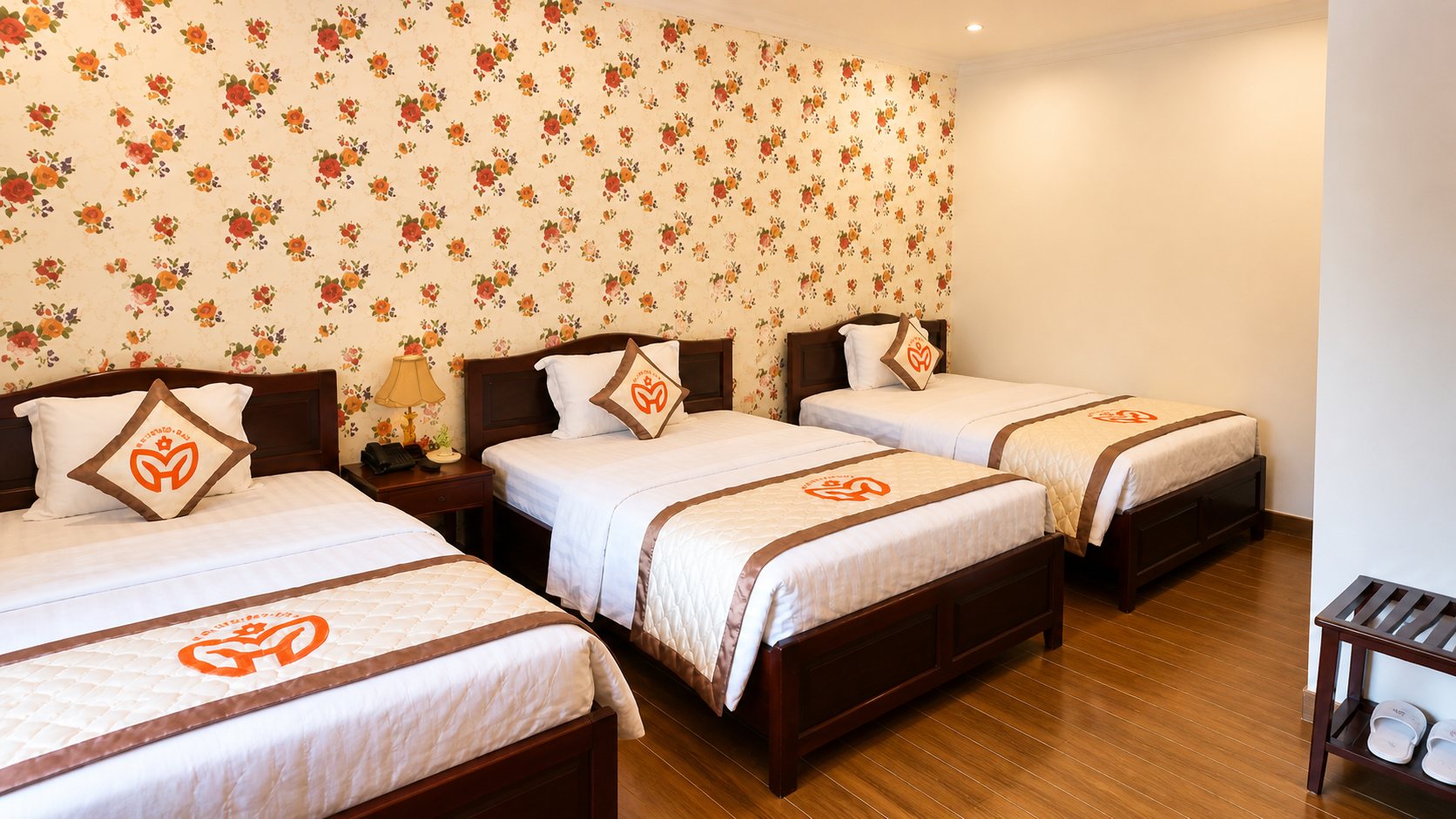 Phòng 3 Giường Đơn - Đặt Phòng: 02963.647.455